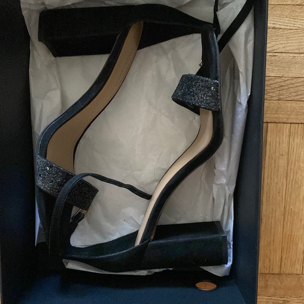 BR heels worn once